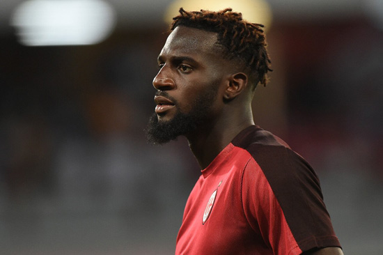  AC米兰中场引援锁定镰田大地，转会费达800万  