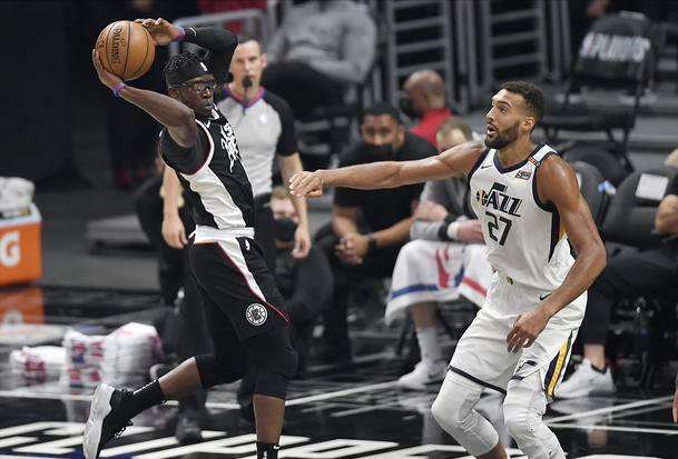  爵士送走戈贝尔完成阵容革新  