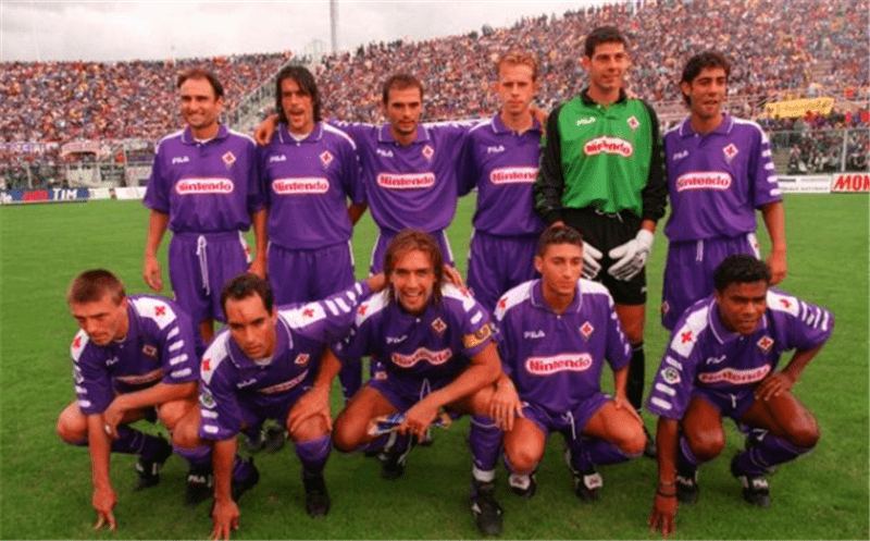  佛罗伦萨主场气势如虹，紫百合绽放联赛上半区